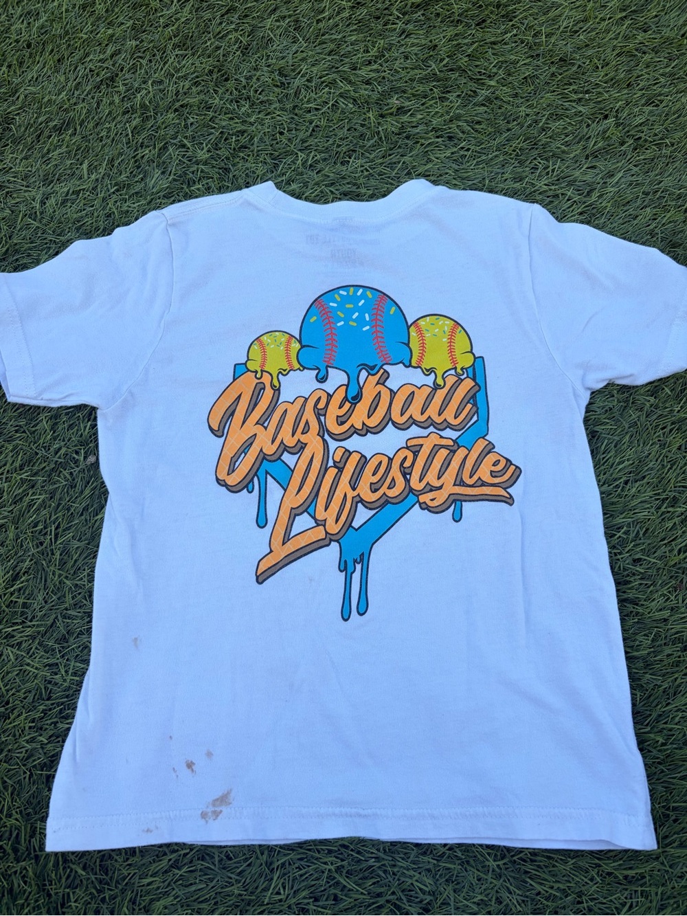 Baseball Lifestyle 101 - Drip Tee - Youth small (some stains)